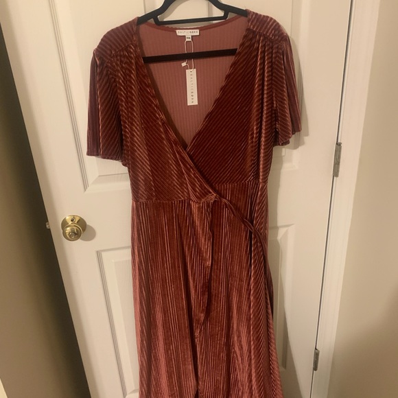 Baltic Born Wrap Dress - Picture 2 of 4